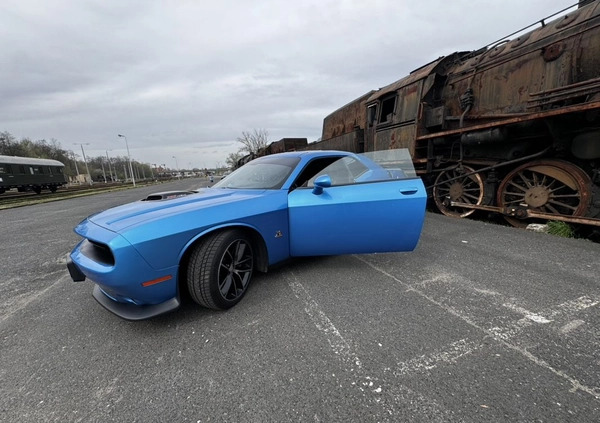 Dodge Challenger cena 149900 przebieg: 85000, rok produkcji 2016 z Stary Sącz małe 781